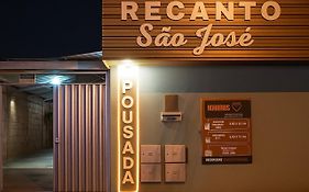 Pousada e Alojamento Recanto São José hospedagem econômica em Rio Verde